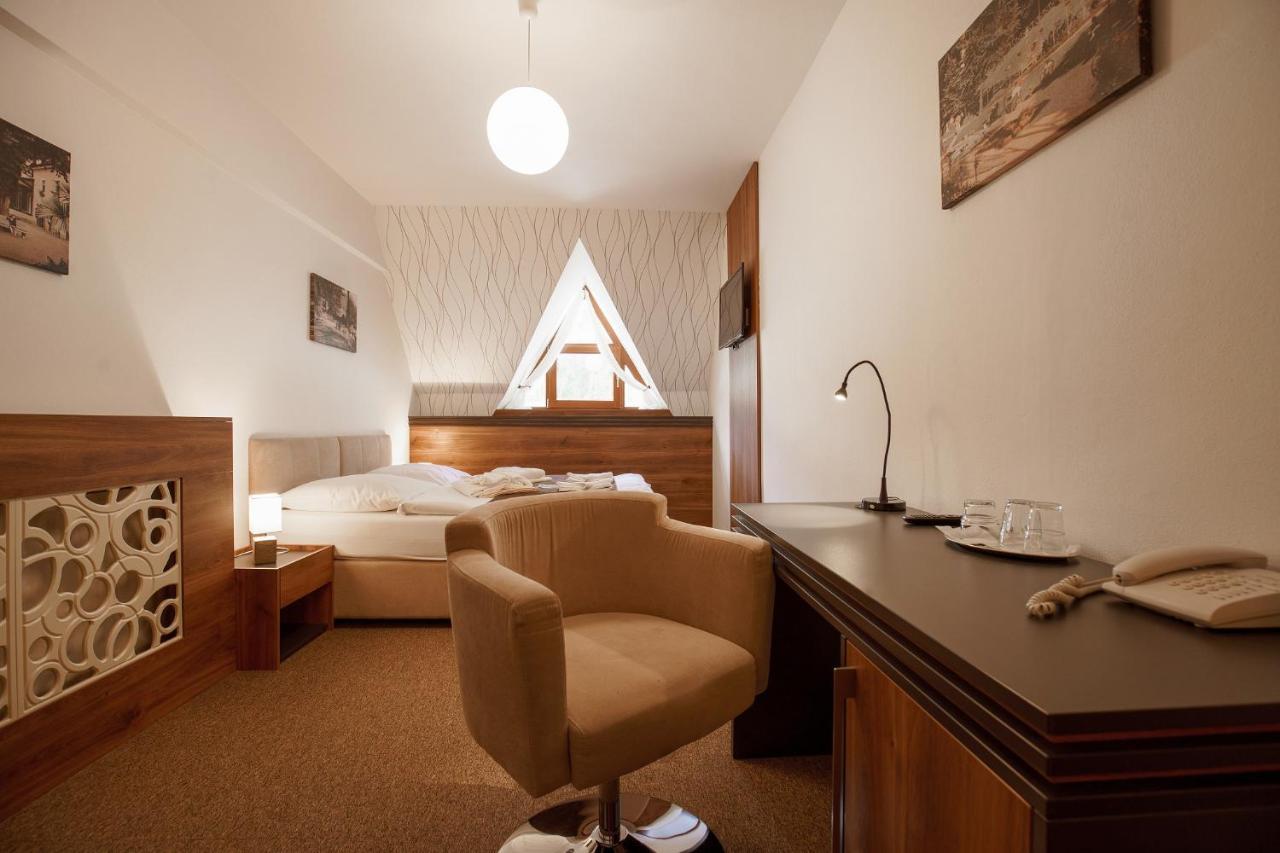 Hotel Termál Vyhne Esterno foto